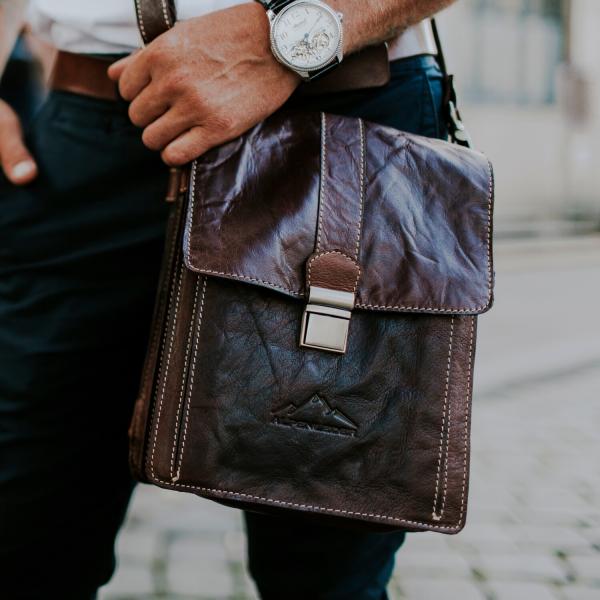 ALPENLEDER Schultertasche Messenger GALILEO (brandy) CG125-b