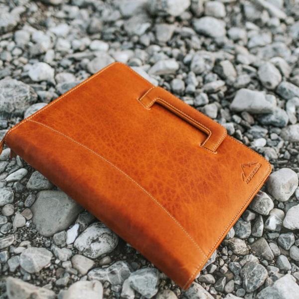 ALPENLEDER | Dokumententasche MEETING cognac (CG4070-c)