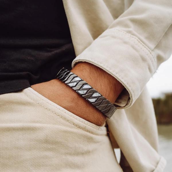 HOLZKERN | Armband Bandlett Bariton (Howlith / Dunkelgrau))