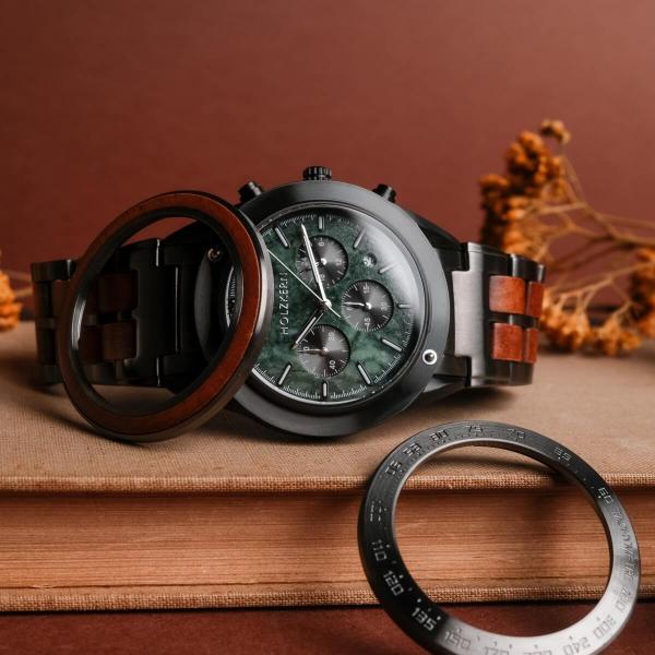 HOLZKERN | Cosmic Night Sky Herren Chronograph
