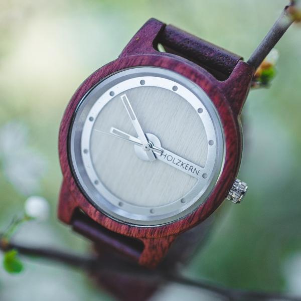 HOLZKERN Eiger Gipfelstürmer Damen Holzarmbanduhr