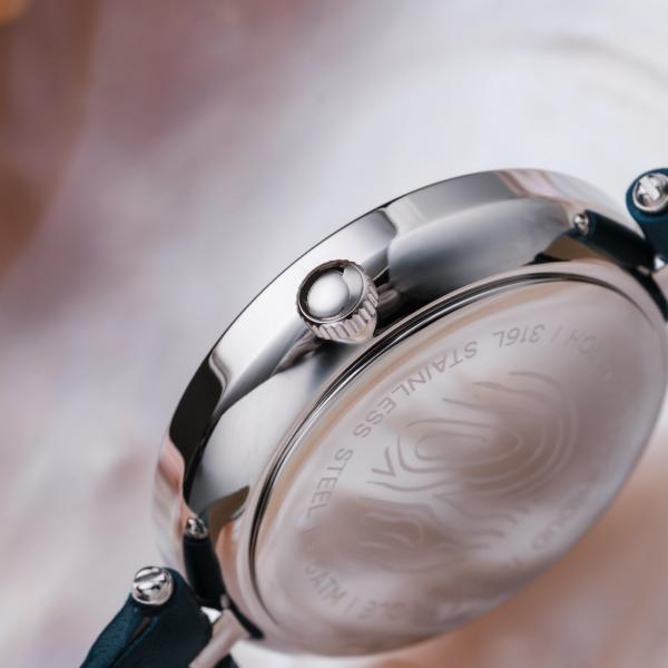 HOLZKERN | Everbloom Damen Armbanduhr (Pflaumenblüte / Blau)