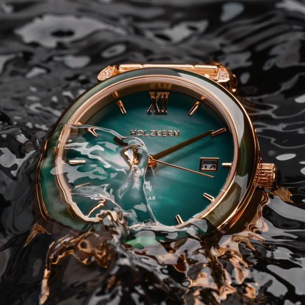 HOLZKERN | Sunglister Damen Solararmbanduhr (grün)