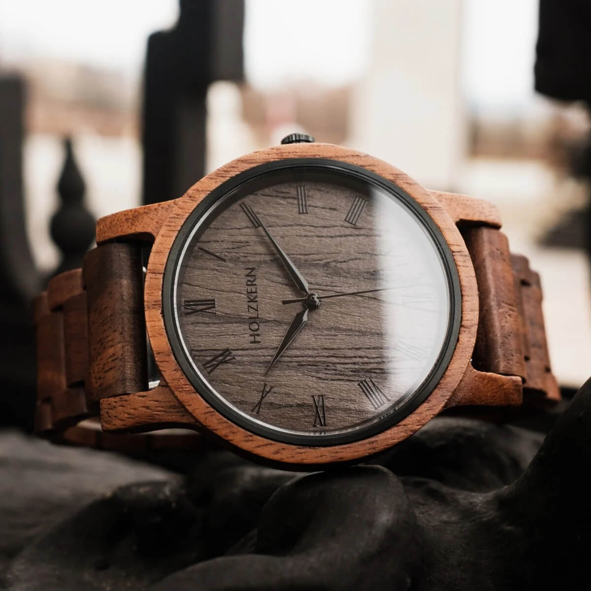 holzker uhr