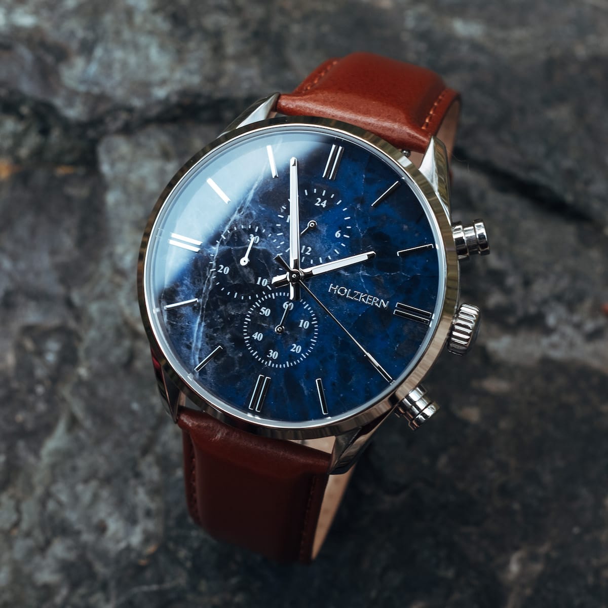Holzkern horloge sales