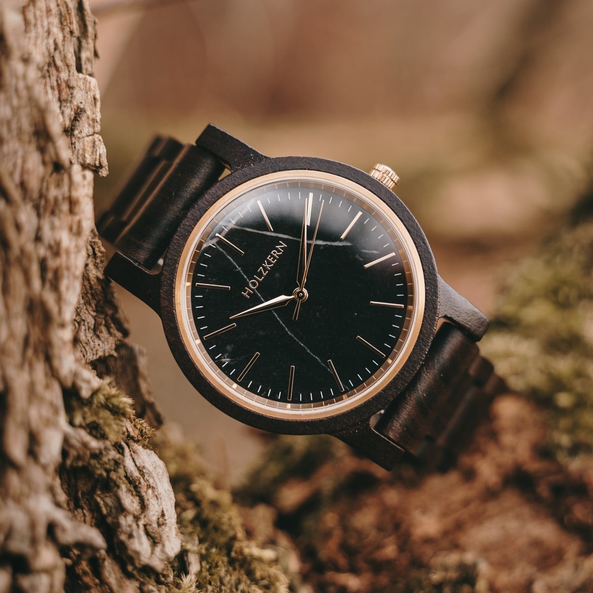 holzker uhr