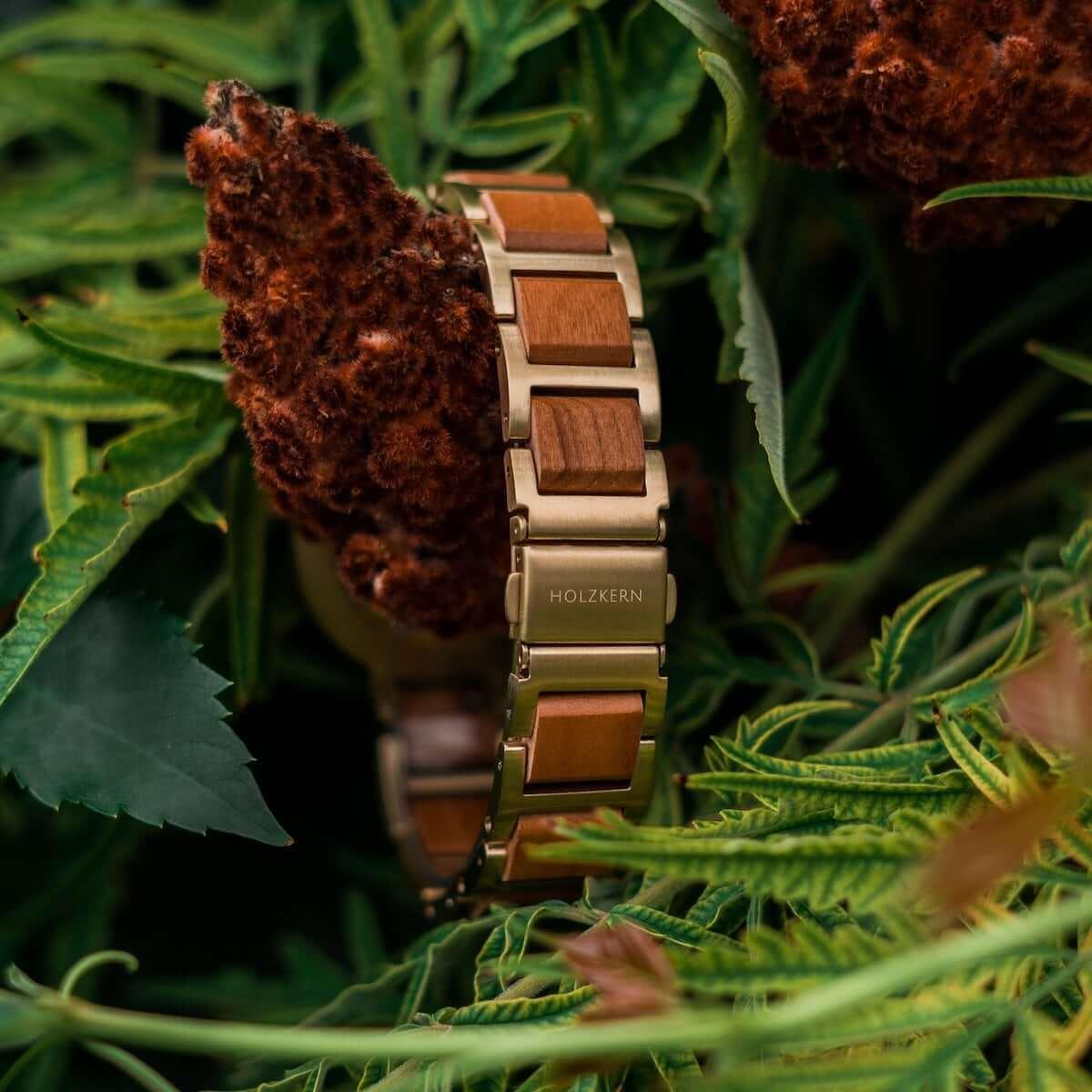 HOLZKERN Die Beraterin True Colors Damen Holzarmbanduhr
