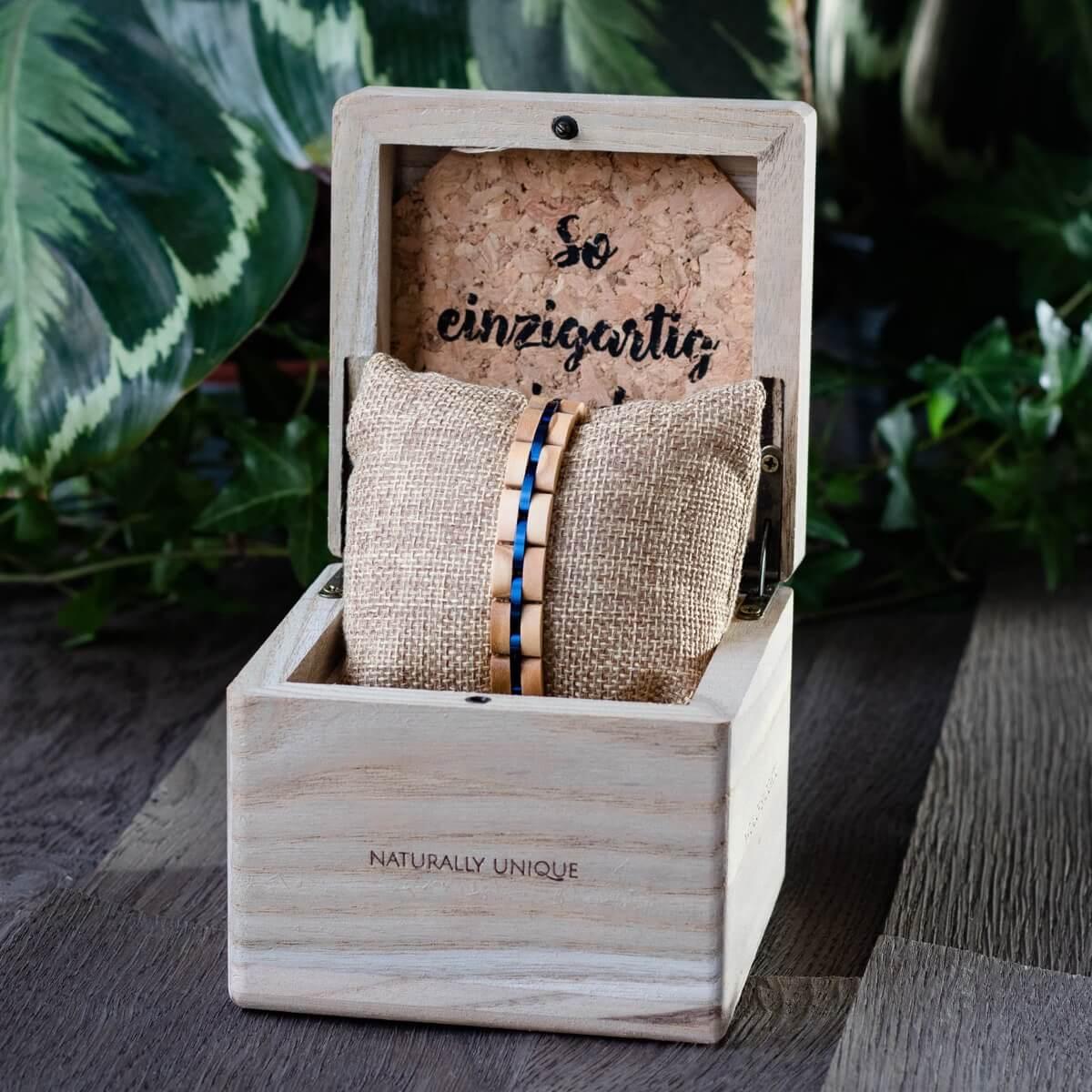 HOLZKERN Armband Fantasia Olivenholz Blau