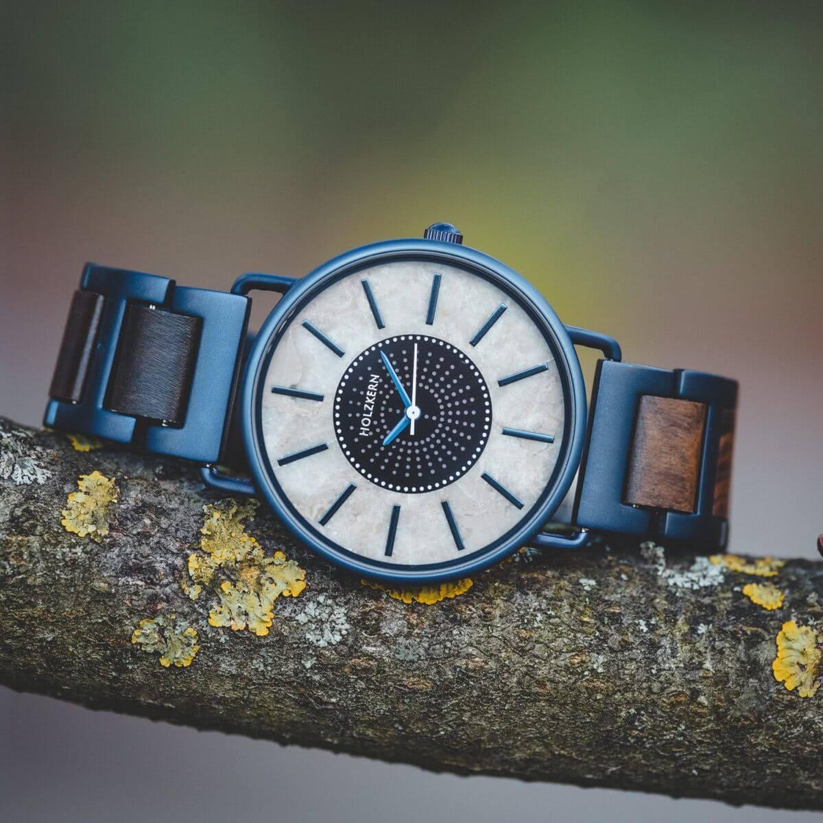 HOLZKERN Midnight Sun Sundance Solar Damen Herren Holzarmbanduhr