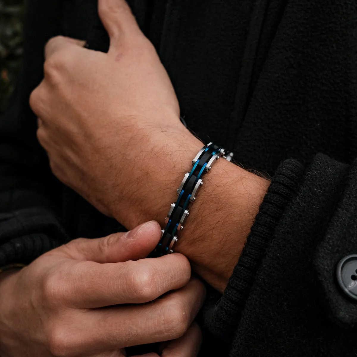 HOLZKERN | Bandlett Armband Allegro (Ahornholz / Silber & Blau)