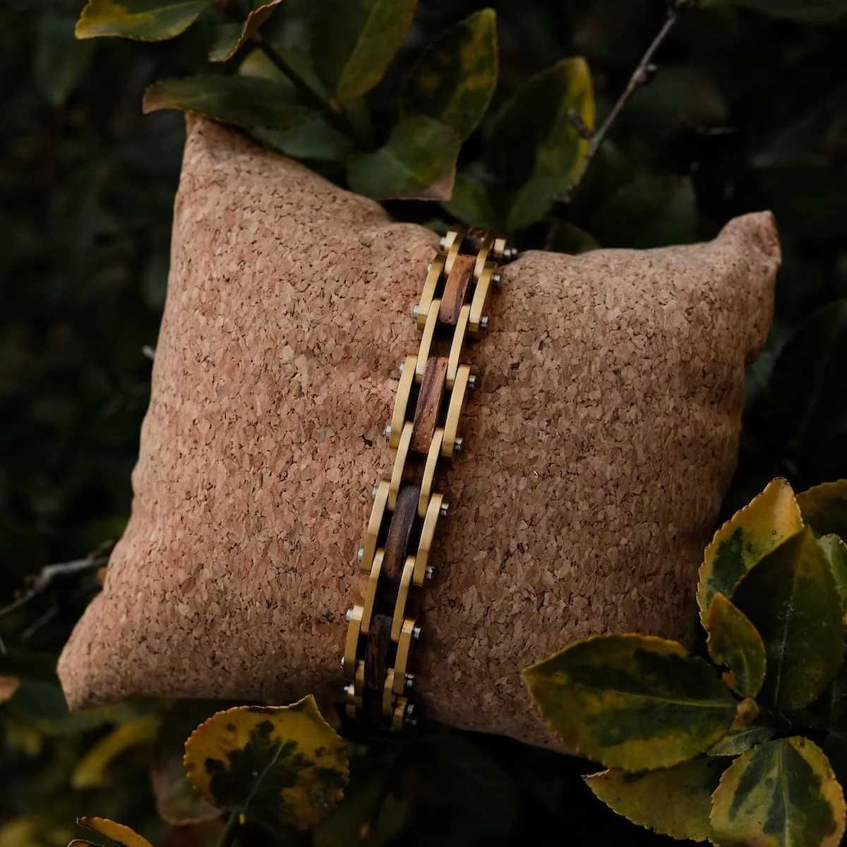 HOLZKERN | Bandlett Armband Allegro (Zebranoholz / Gold)