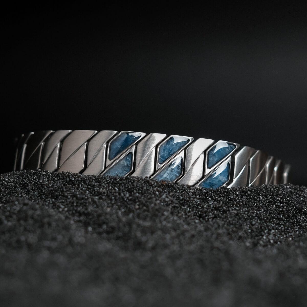 HOLZKERN | Armband Bandlett Bariton (Sodalith / Silber)