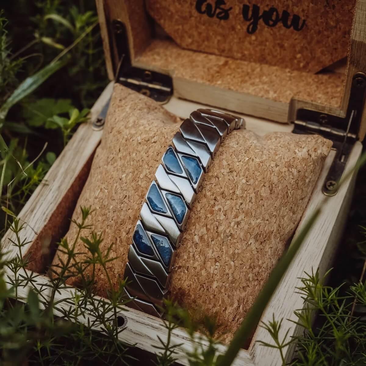 HOLZKERN | Armband Bandlett Bariton (Sodalith / Silber)