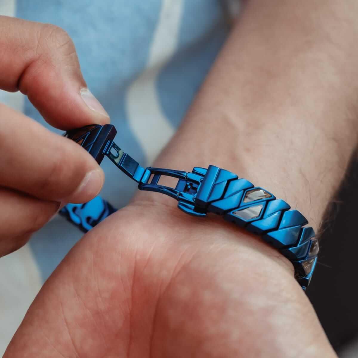 HOLZKERN | Armband Bandlett Bariton (Zebrano / Blau)