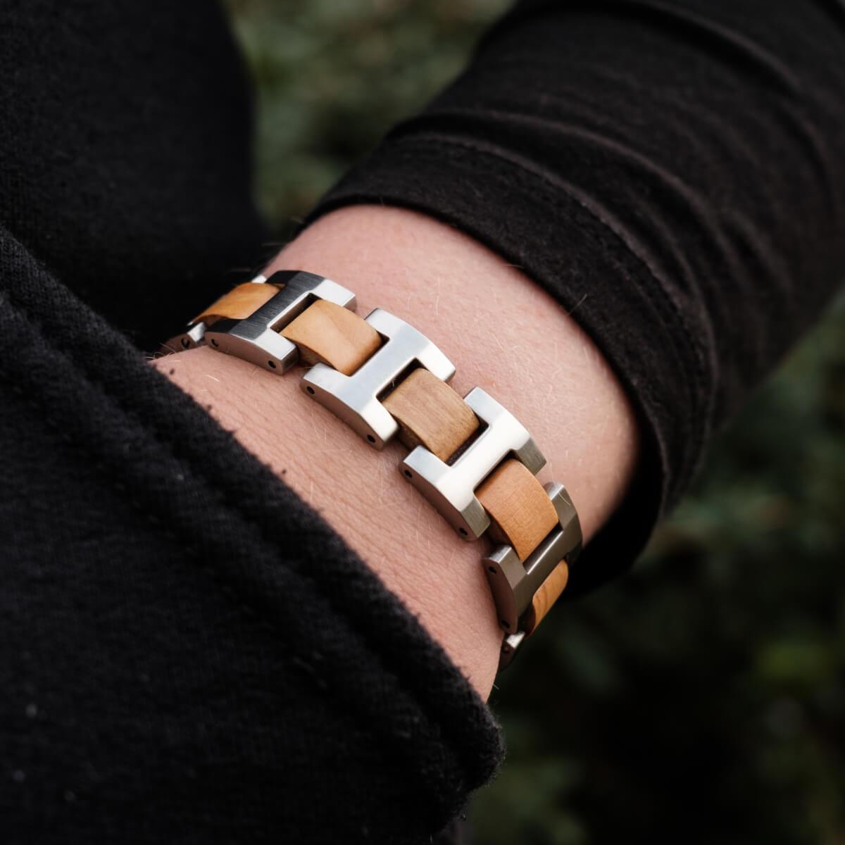 HOLZKERN | Bandlett Armband Capriccio (Olivenholz / Silber)