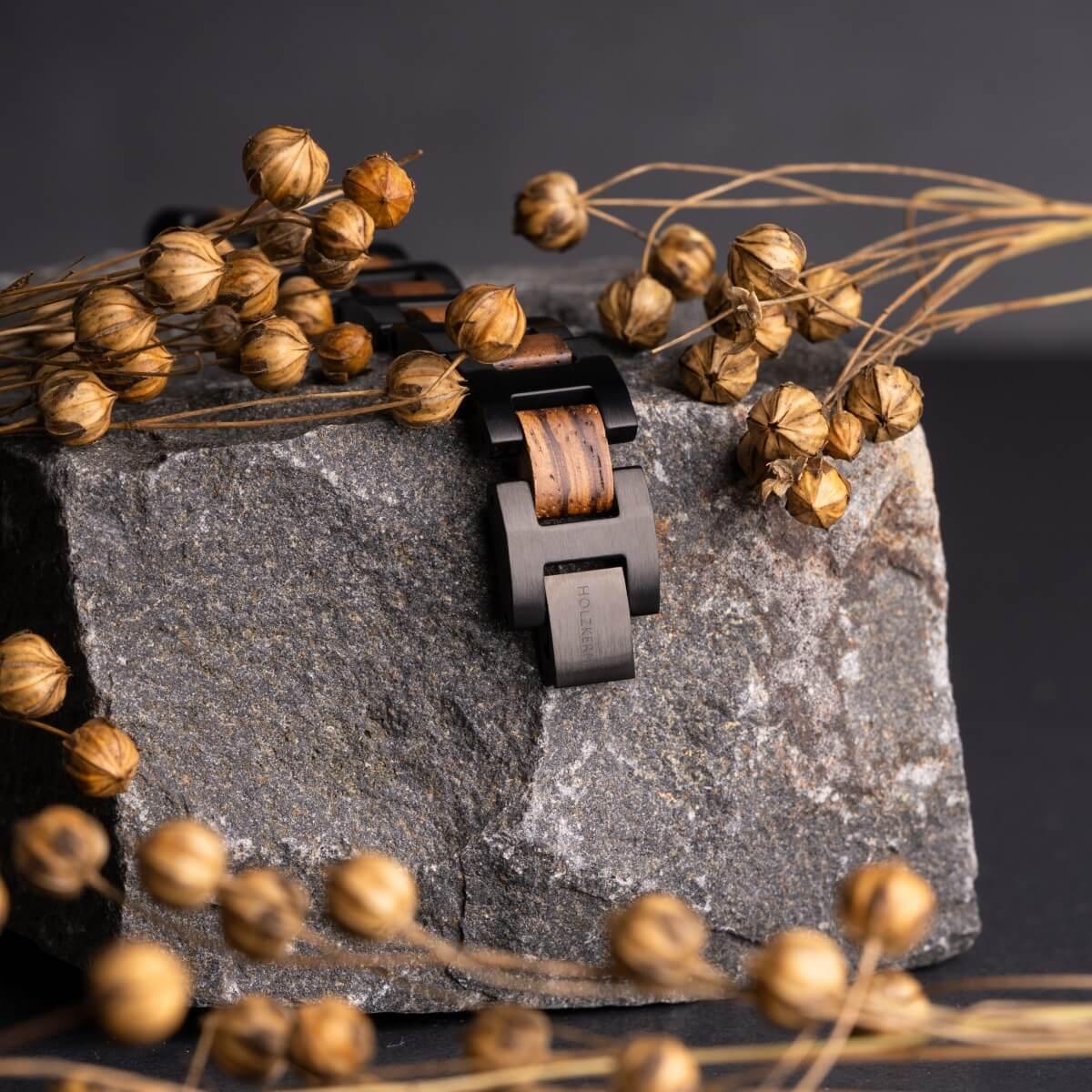 HOLZKERN | Bandlett Armband Capriccio (Zebranoholz / Schwarz)