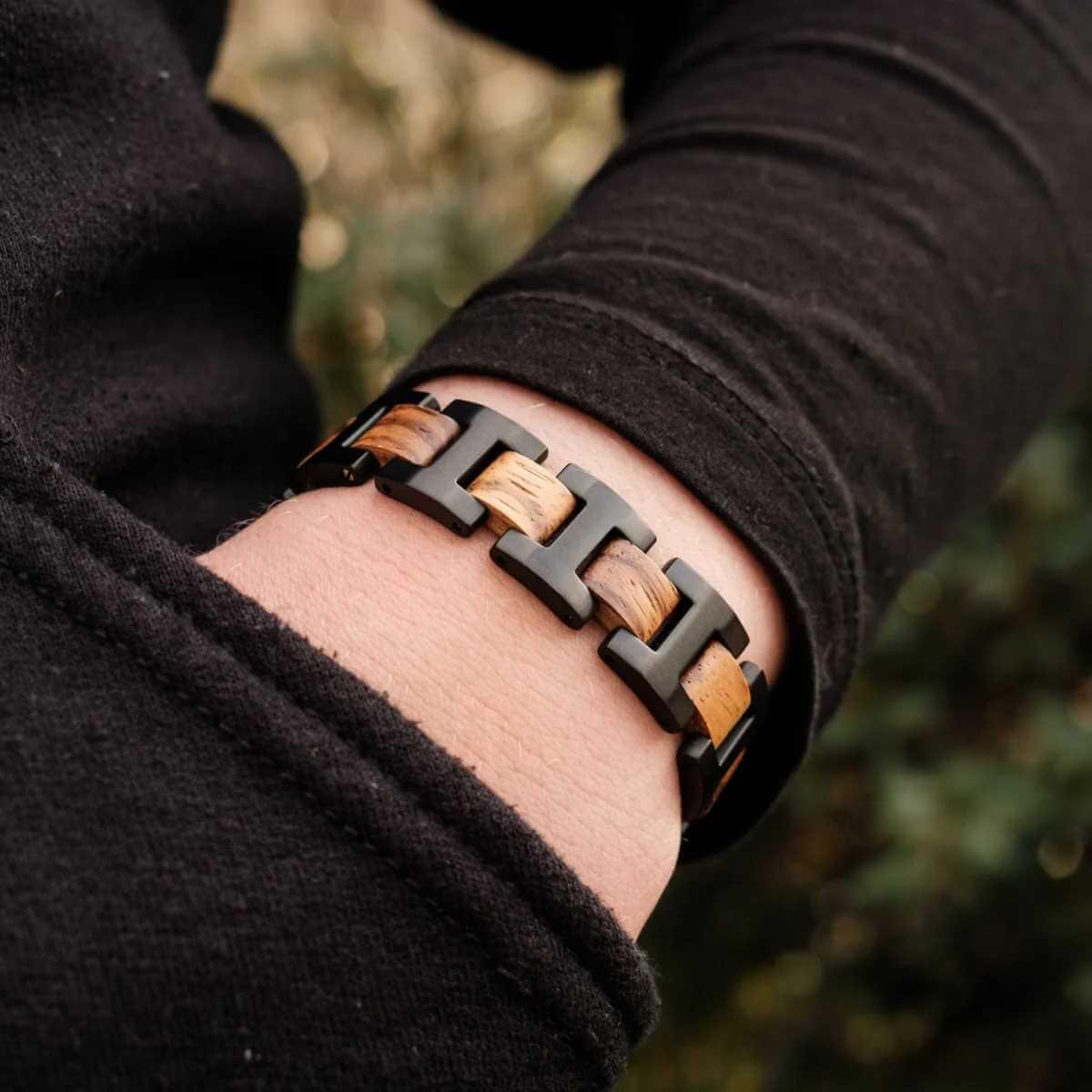HOLZKERN | Bandlett Armband Capriccio (Zebranoholz / Schwarz)