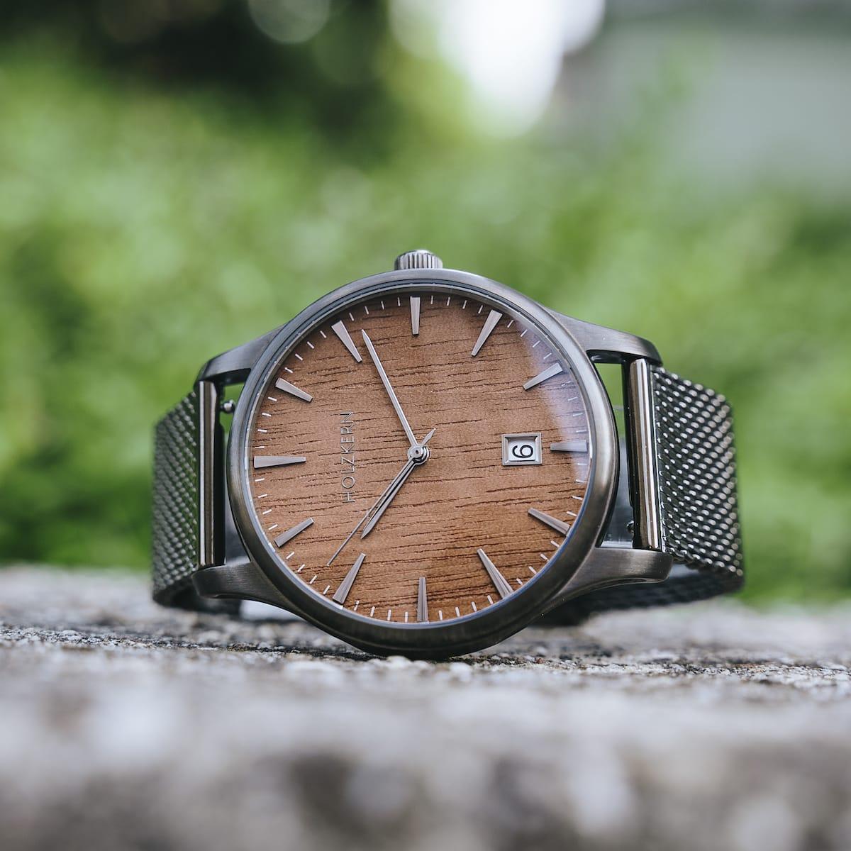 HOLZKERN | Chrunow Spacehike Herrenarmbanduhr