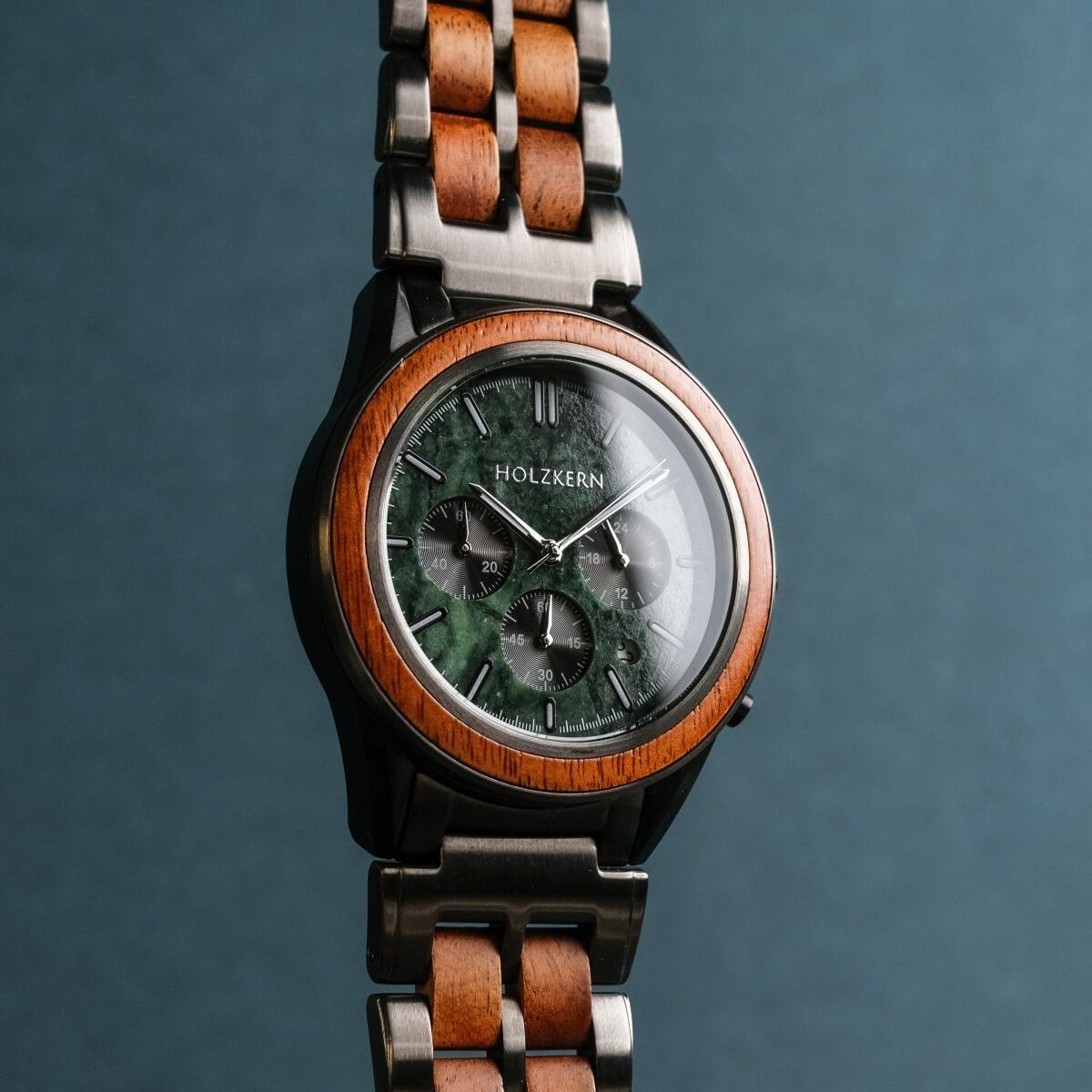 HOLZKERN | Cosmic Night Sky Herren Chronograph