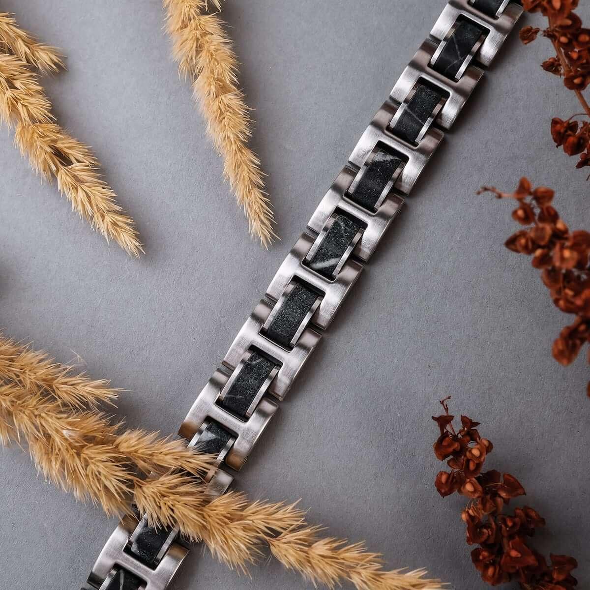 HOLZKERN Armband Fortissimo Marmor Schwarz
