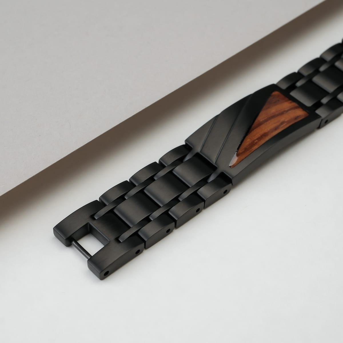 HOLZKERN | Herrenarmband Bandlett Looper Zebranoholz Schwarz