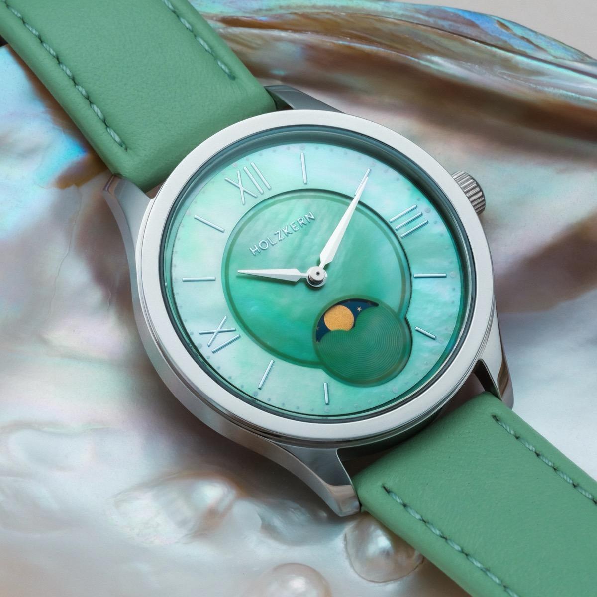 HOLZKERN | Moonray Damen Armbanduhr (Perlmutt / Grün)