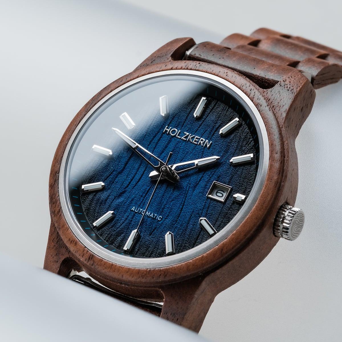 HOLZKERN | Nightbird Herren Automatikuhr (Walnuss-Blau)