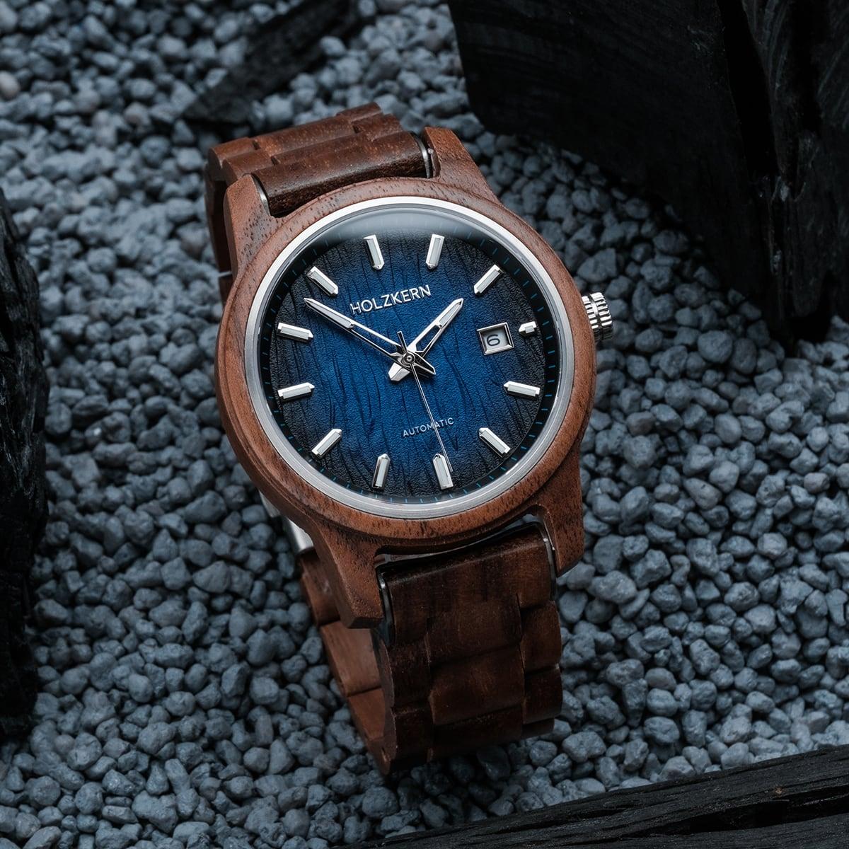 HOLZKERN | Nightbird Herren Automatikuhr (Walnuss-Blau)