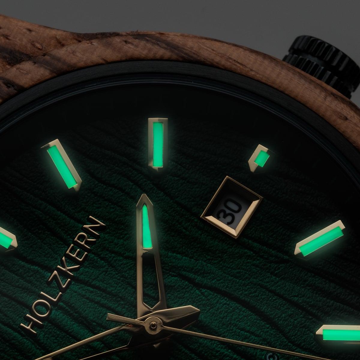 HOLZKERN | Nightbird Herren Automatikuhr (Zebrano-Grün)