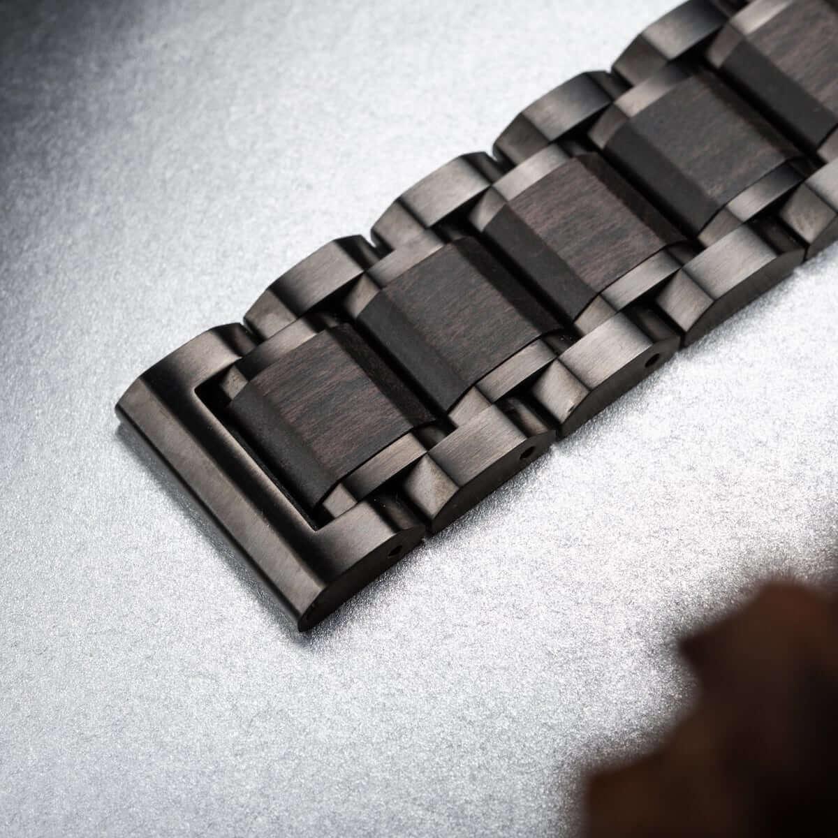 HOLZKERN | Solenoid Irradiance Herren Solar Chronograph