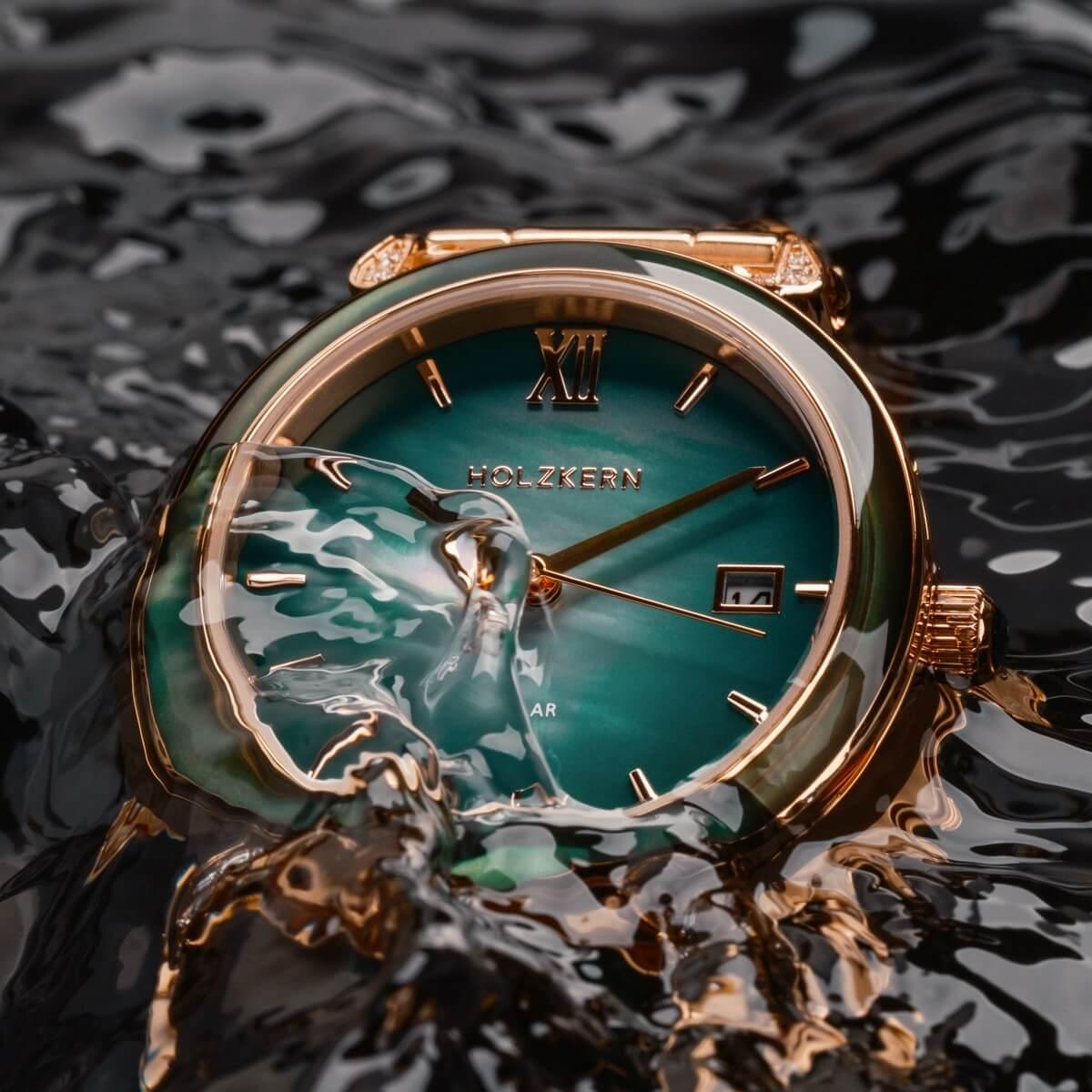 HOLZKERN | Sunglister Damen Solararmbanduhr (grün)