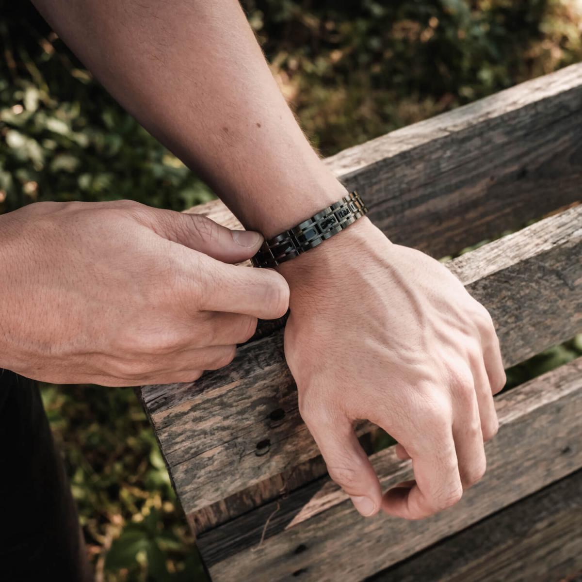 HOLZKERN | Tremolo (Ahornholz / Dunkelgrau) Armband Bandlett