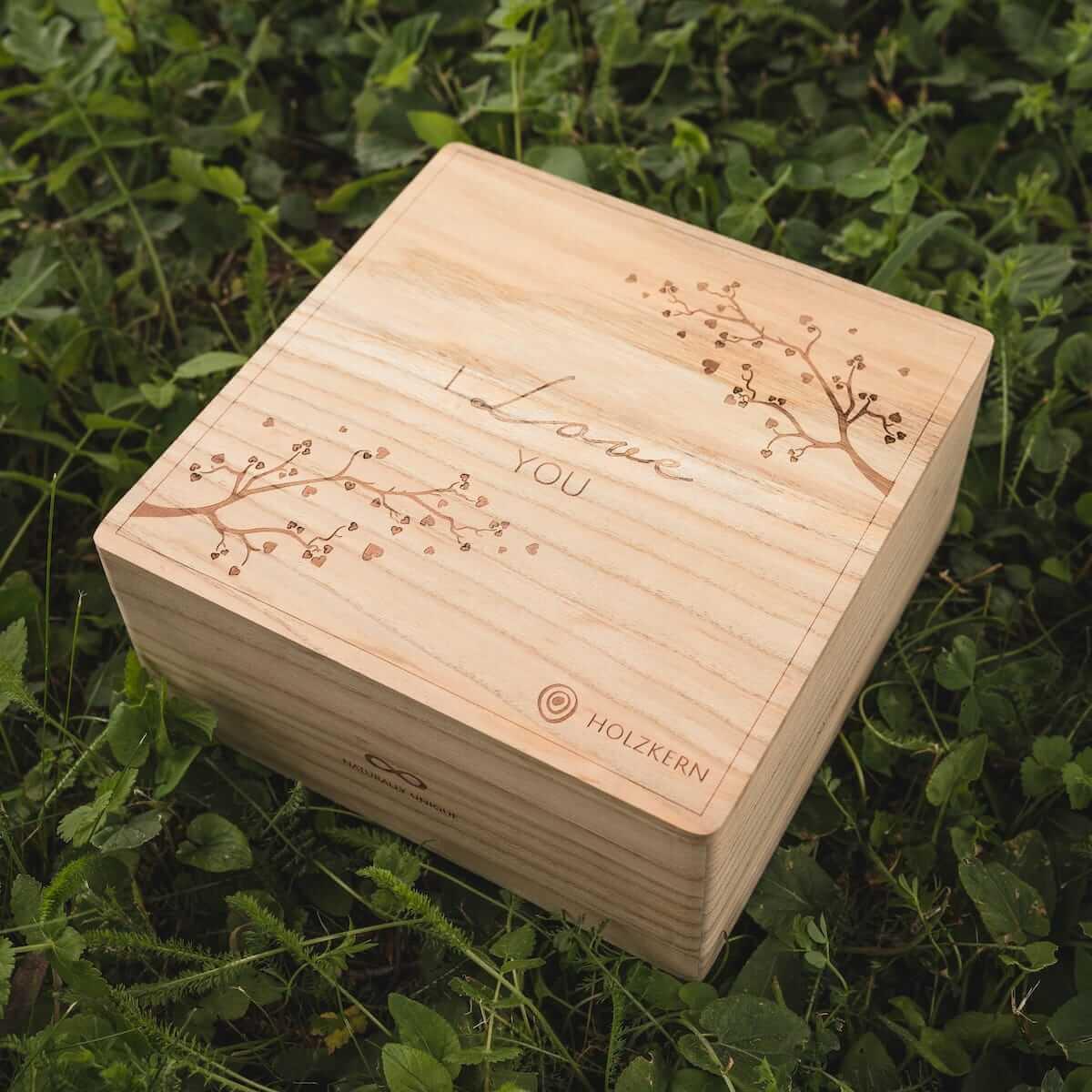 HOLZKERN | Sammlerbox Catalpa Love