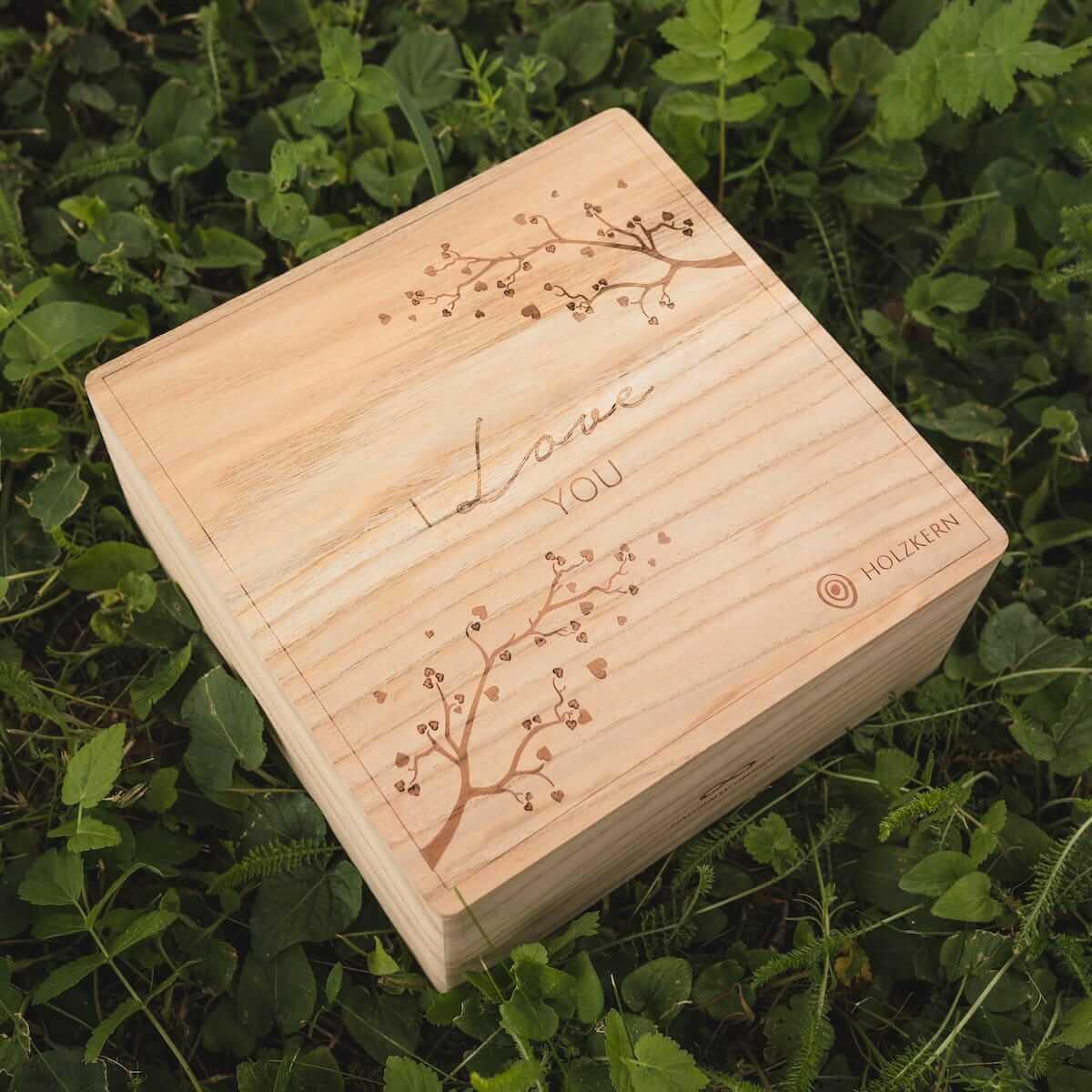 HOLZKERN | Sammlerbox Catalpa Love