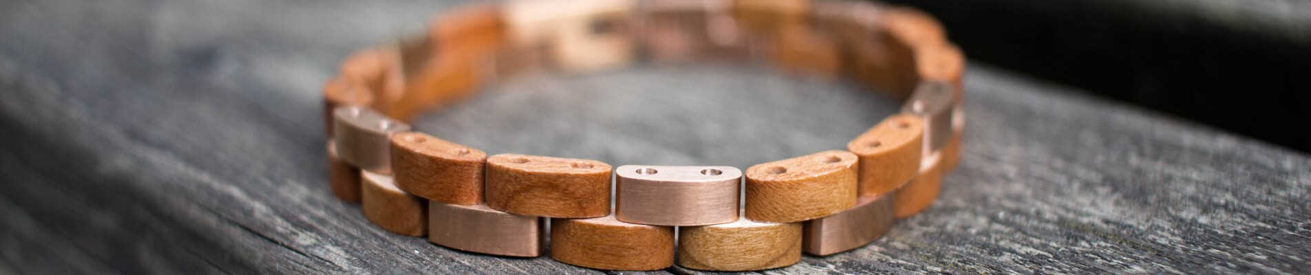 HOLZKERN | Damenbandlets aus Holz & Stein.